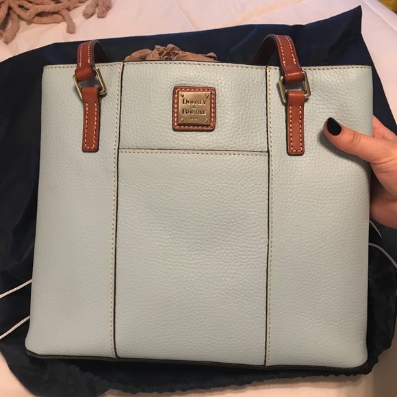 pebble grain lexington shopper